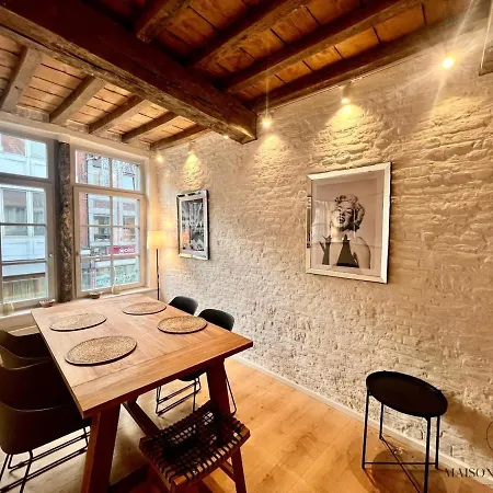 L'atelier Triplex - Architect's Apartmán *